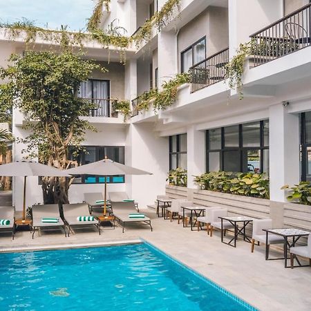 Angkor Aurora Hotel Siem Reap Bagian luar foto