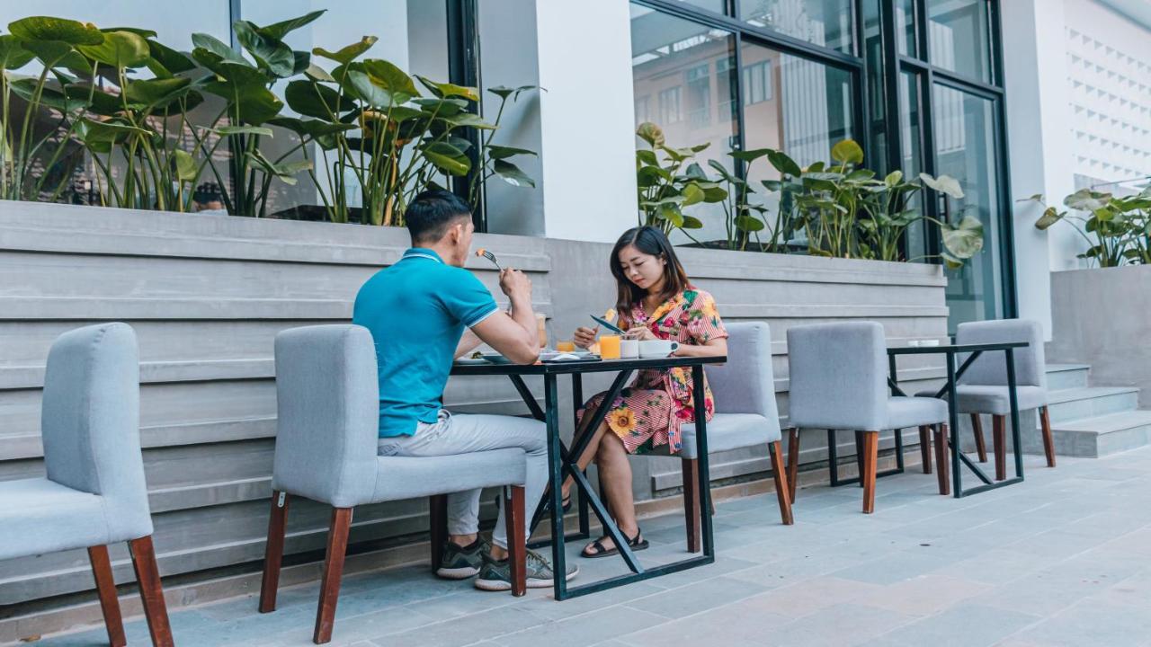 Angkor Aurora Hotel Siem Reap Bagian luar foto