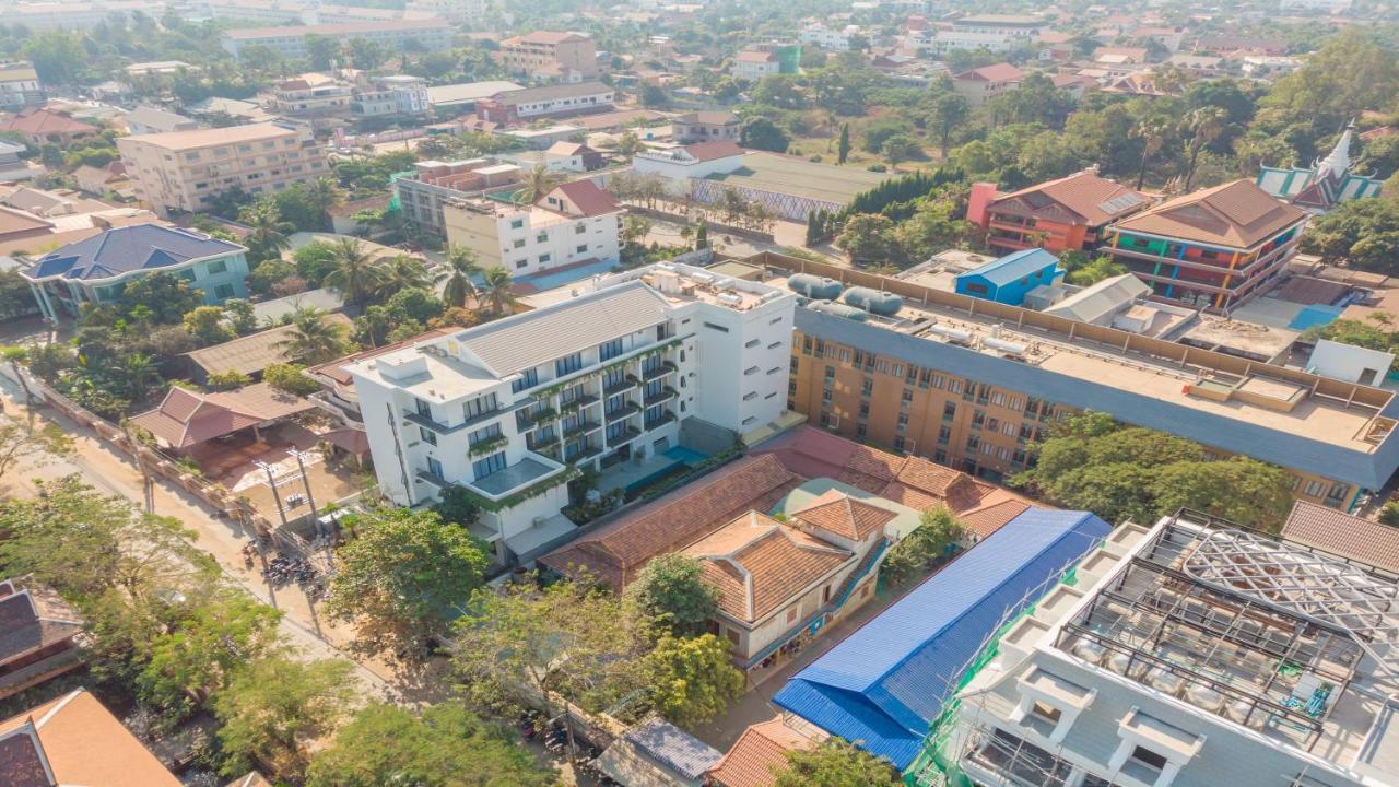Angkor Aurora Hotel Siem Reap Bagian luar foto