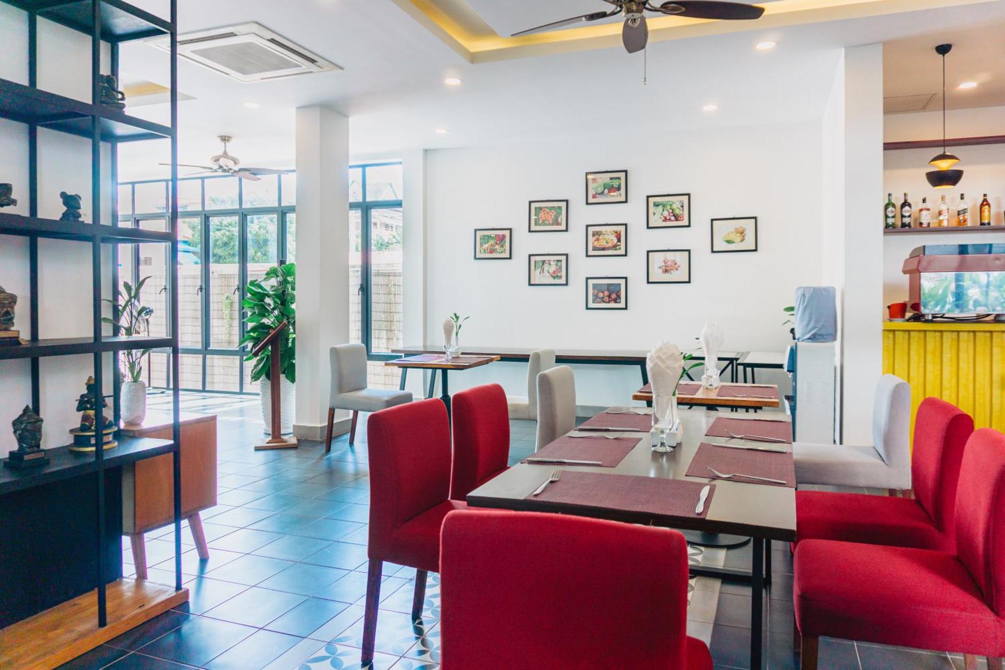 Angkor Aurora Hotel Siem Reap Bagian luar foto